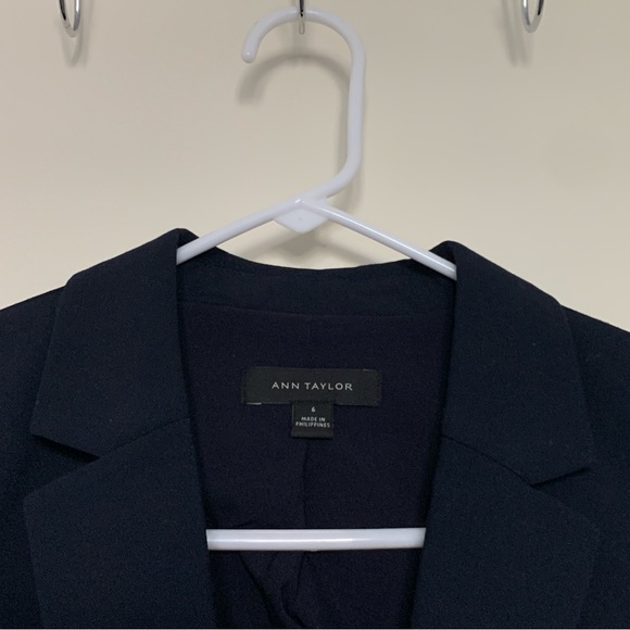 Women’s 6 ANN TAYLOR Navy Blue Single Button Business Casual Blazer Jacket - Picture 5 of 8